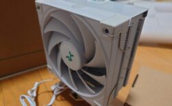 Core i5 11400にDEEP COOLのAK400 DIGITAL WHのパネルを外して取り付け